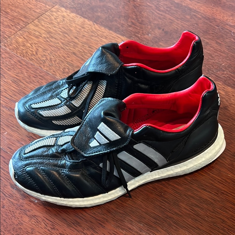 Adidas Predator Trainers in black and silver